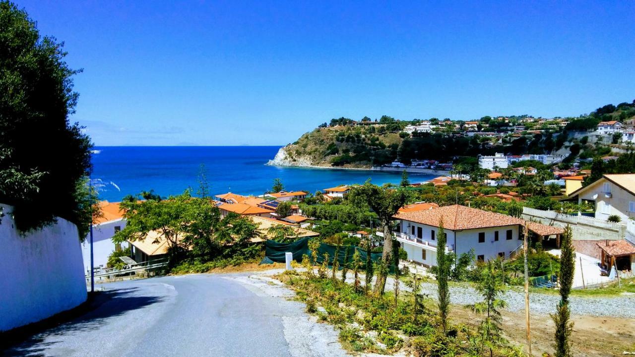Mazzitelli Apartment Capo Vaticano Exteriör bild